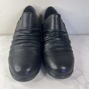 Clarks Emily Cove Black Leather Women's Slip On Shoes - Size 6 W Comfortable New